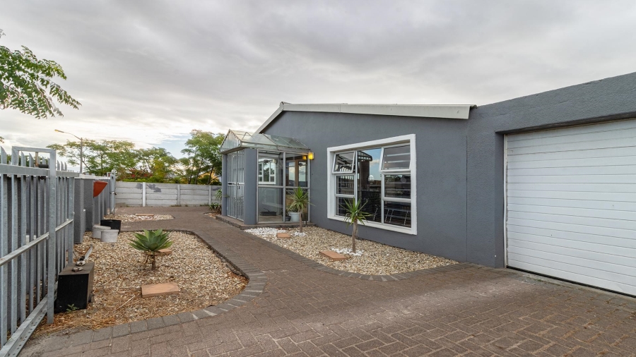 3 Bedroom Property for Sale in Belhar Western Cape